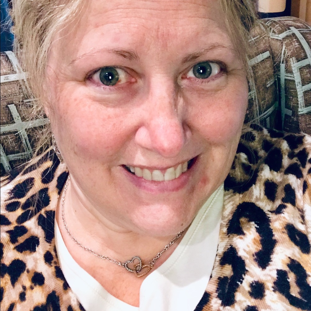 Meet your Posher, June